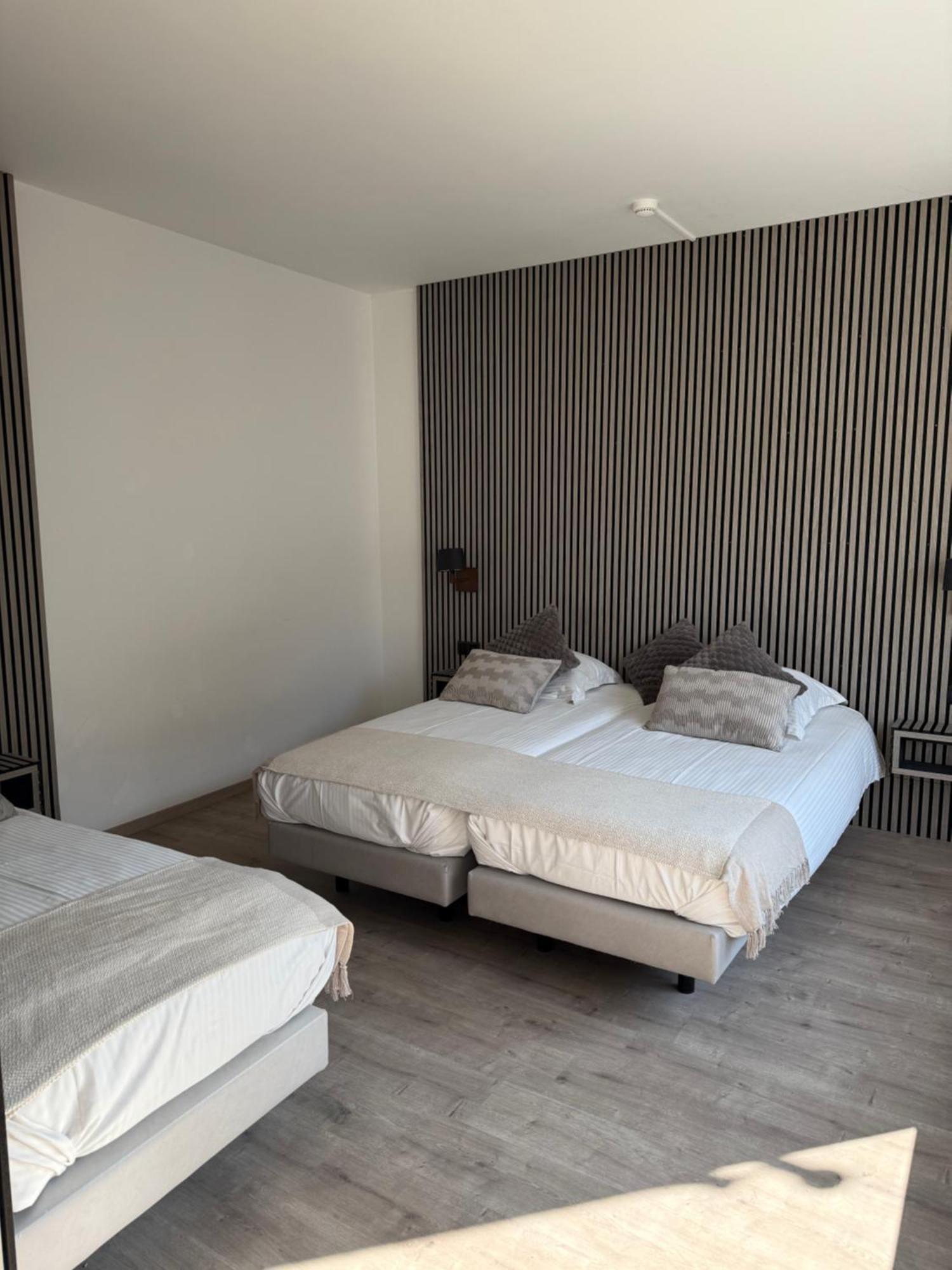 בסטון Hotel Giorgi Et Logements Insolites-Jacuzzi Prive מראה חיצוני תמונה
