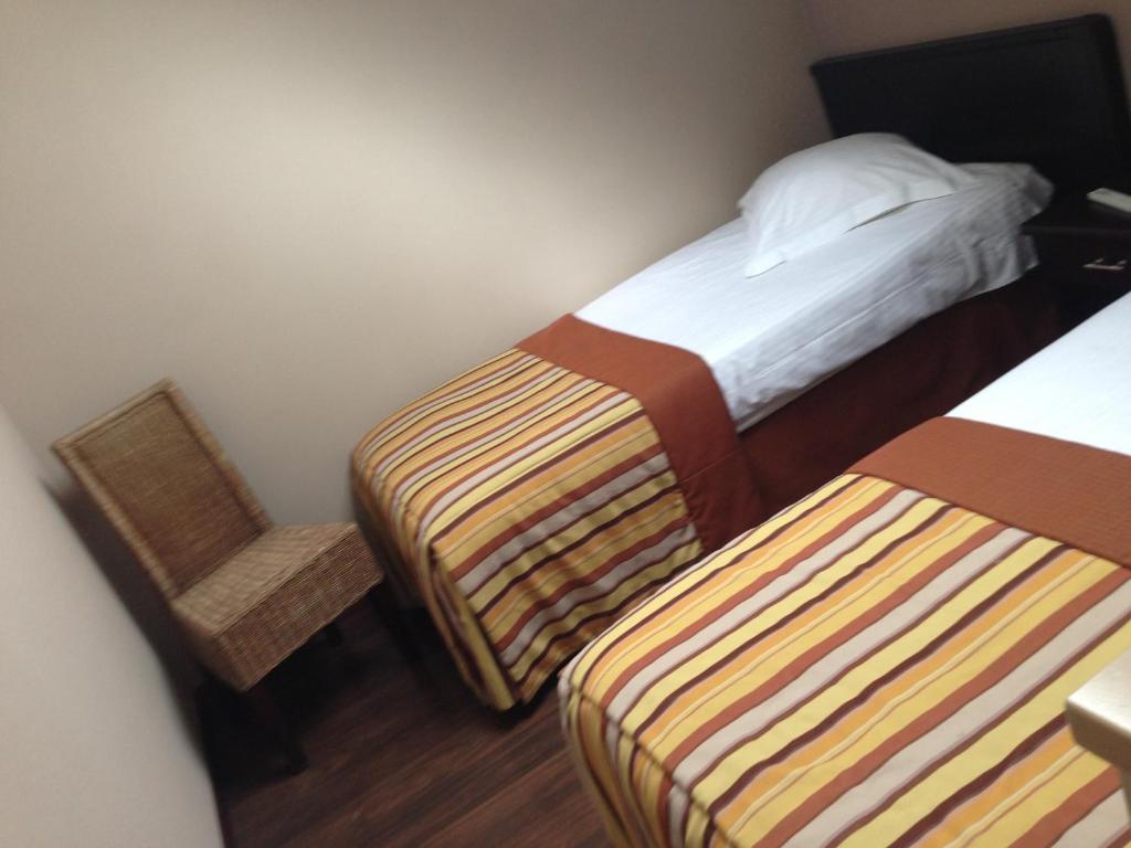 בסטון Hotel Giorgi Et Logements Insolites-Jacuzzi Prive חדר תמונה