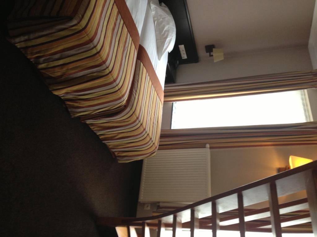 בסטון Hotel Giorgi Et Logements Insolites-Jacuzzi Prive חדר תמונה